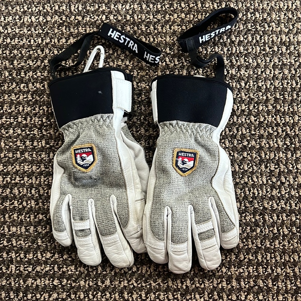 Hestra glove